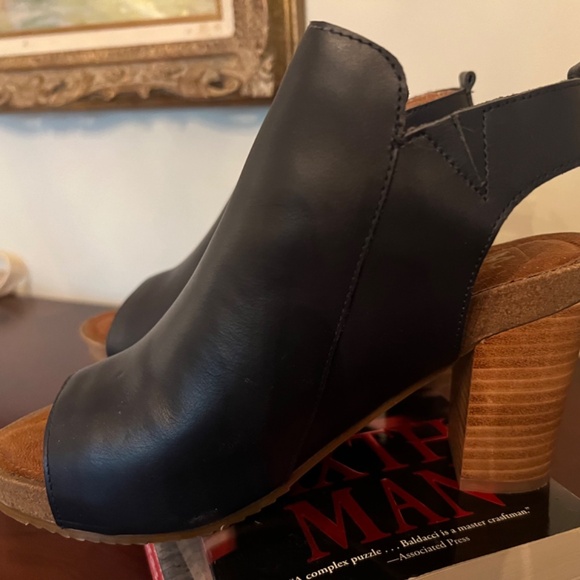 Booties - Picture 2 of 4